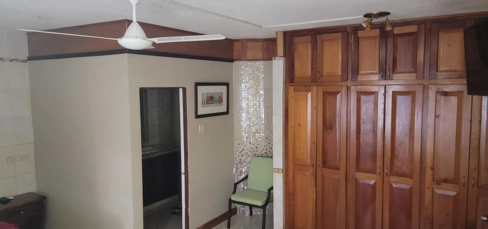 Wizzy Apartment White River 奥乔里奥斯