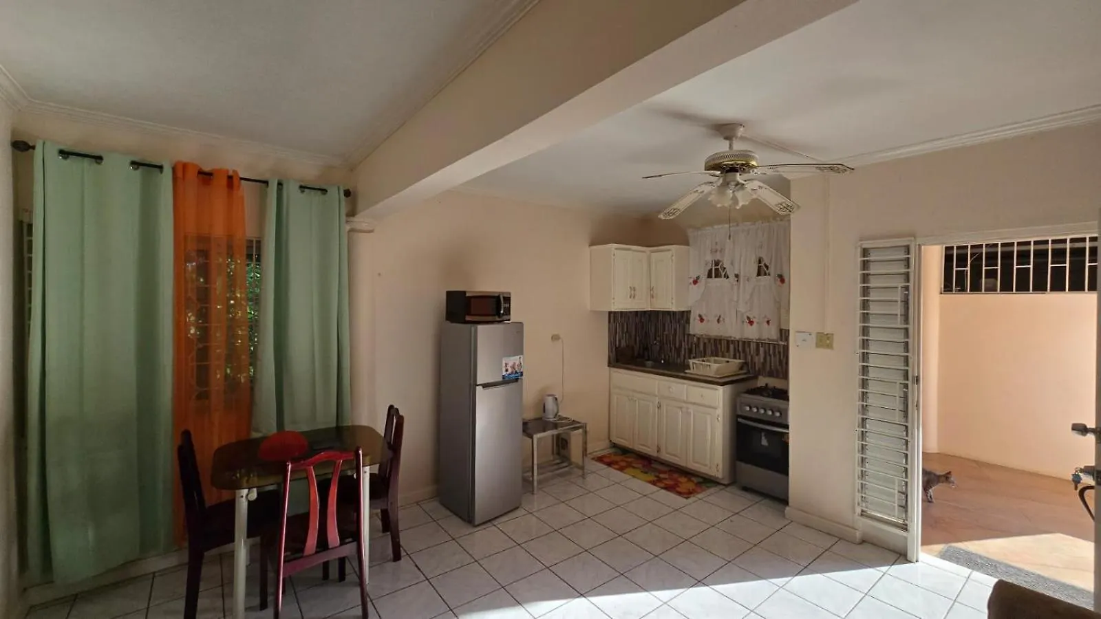 Wizzy Apartment White River Ocho Rios Giamaica