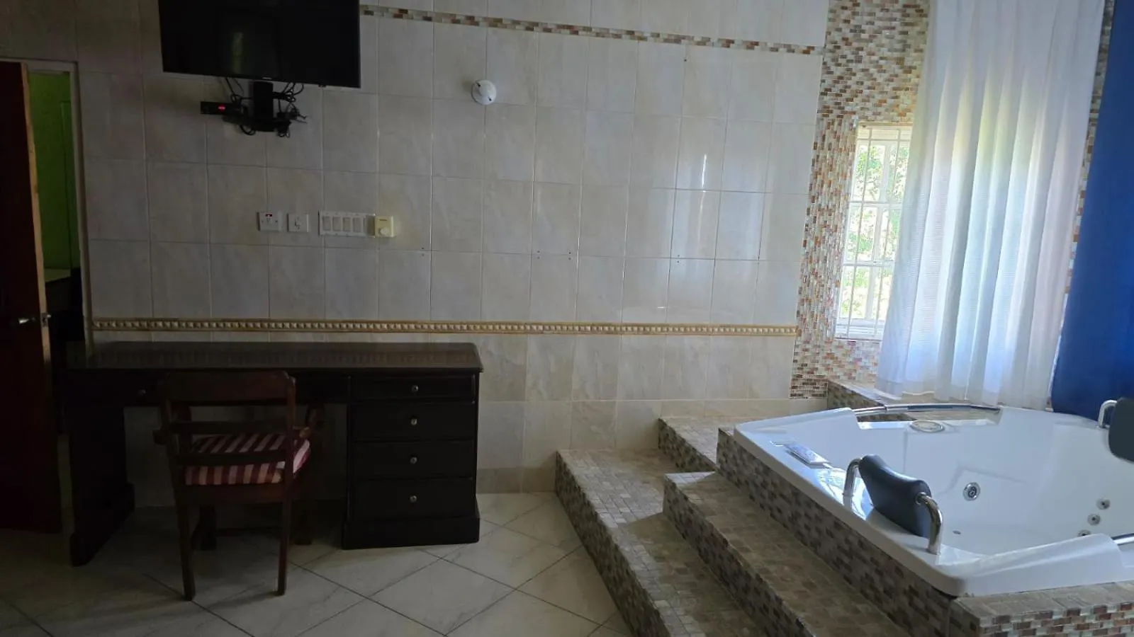 Wizzy Apartment White River Ότσο Ρίος 0*,  Τζαμάικα