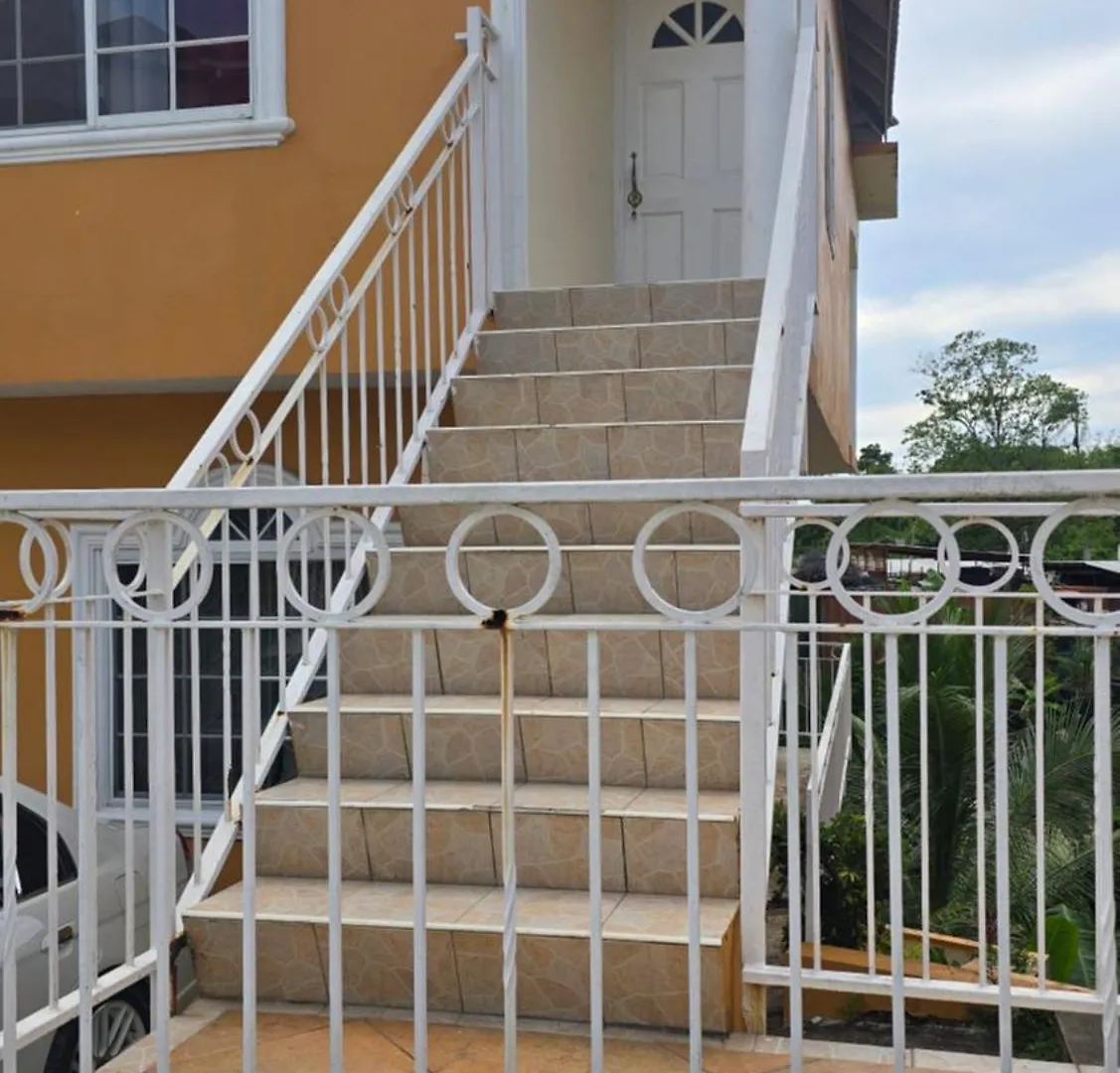 Wizzy Apartment White River Ότσο Ρίος